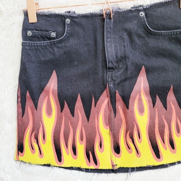 Carmar Flames Black‎ Denim Mini Skirt - Picture 3 of 6